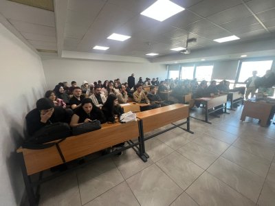 İSTANBUL YENİ YÜZYIL ÜNİVERSİTESİ MÜHENDİSLİK ÖĞRENCİLERİNE BİTİRME PROJELERİ SERGİSİ TANITILDI
