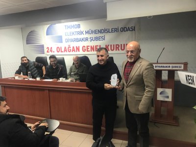 23. DÖNEM ŞUBEMİZ DENETÇİSİ MEHMET VEYSİ ÇEVRİM` E TEŞEKKÜR PLAKETİ VERİLDİ.