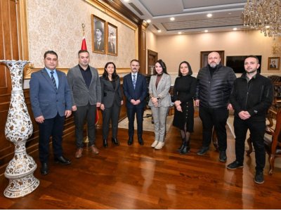 ŞUBE YÖNETİM KURULUMUZDAN VALİ İLHAMİ AKTAŞA ZİYARET DÜZENLENDİ
