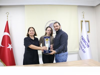 2010 YILINDAN BU YANA ŞUBEMİZDE BÜRO PERSONELİ OLARAK GÖREV YAPAN DEĞERLİ RECEP GENÇTÜRK, İŞ HAYATINA KENDİ GİRİŞİMİYLE DEVAM ETME KARARI ALMIŞ OLUP, 10 EKİM 2025 TARİHİ İTİBARIYLA ÇALIŞMALARINI KENDİ İŞYERİNDE SÜRDÜRECEKTİR.