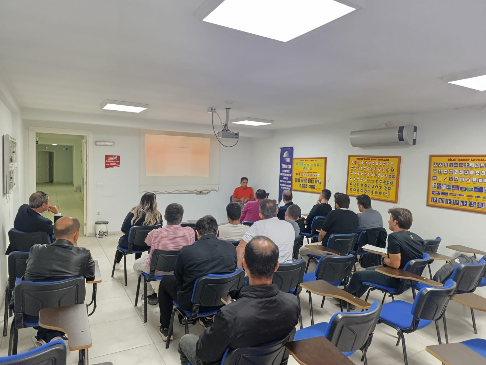KAHRAMANMARAŞ TEMSİLCİLİĞİMİZDE,
MÜHENDİSLİKTE UYGULAMA EĞİTİMLERİ KAPSAMINDA, `ENH/BPRO UYGULAMASI EĞİTİMİ`  ÜYELERİMİZİN KATILIMI İLE TAMAMLANDI.