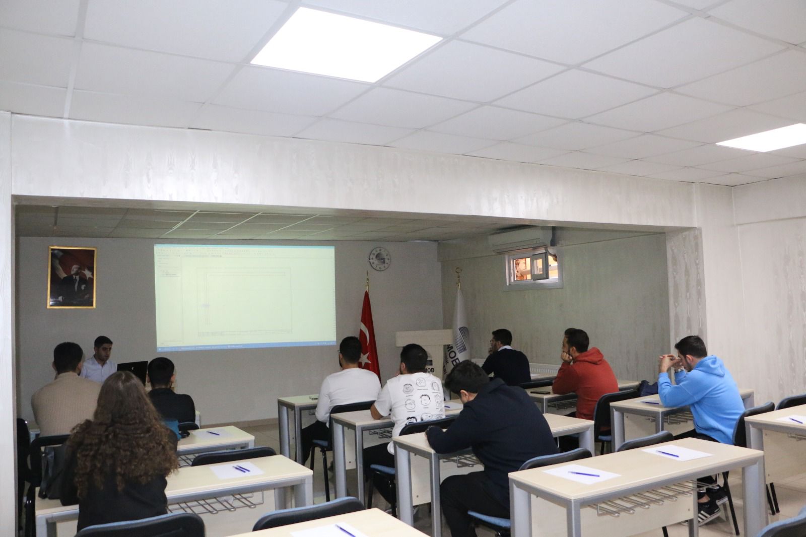 SUBEMİZDE, MÜHENDİSLİKTE UYGULAMA EGİTİMLERİ KAPSAMİNDA “E-PLAN EGİTİMİ “ TAMANLANDİ. EGİTMENİMİZ ELEKTRİK- ELEKTRONİK MÜHENDİSİ SN. MEHMET EFE ŞİMŞEK ‘E DEGERLİ KATKILARINDAN DOLAYI ÇOK TESEKKÜR EDERİZ.