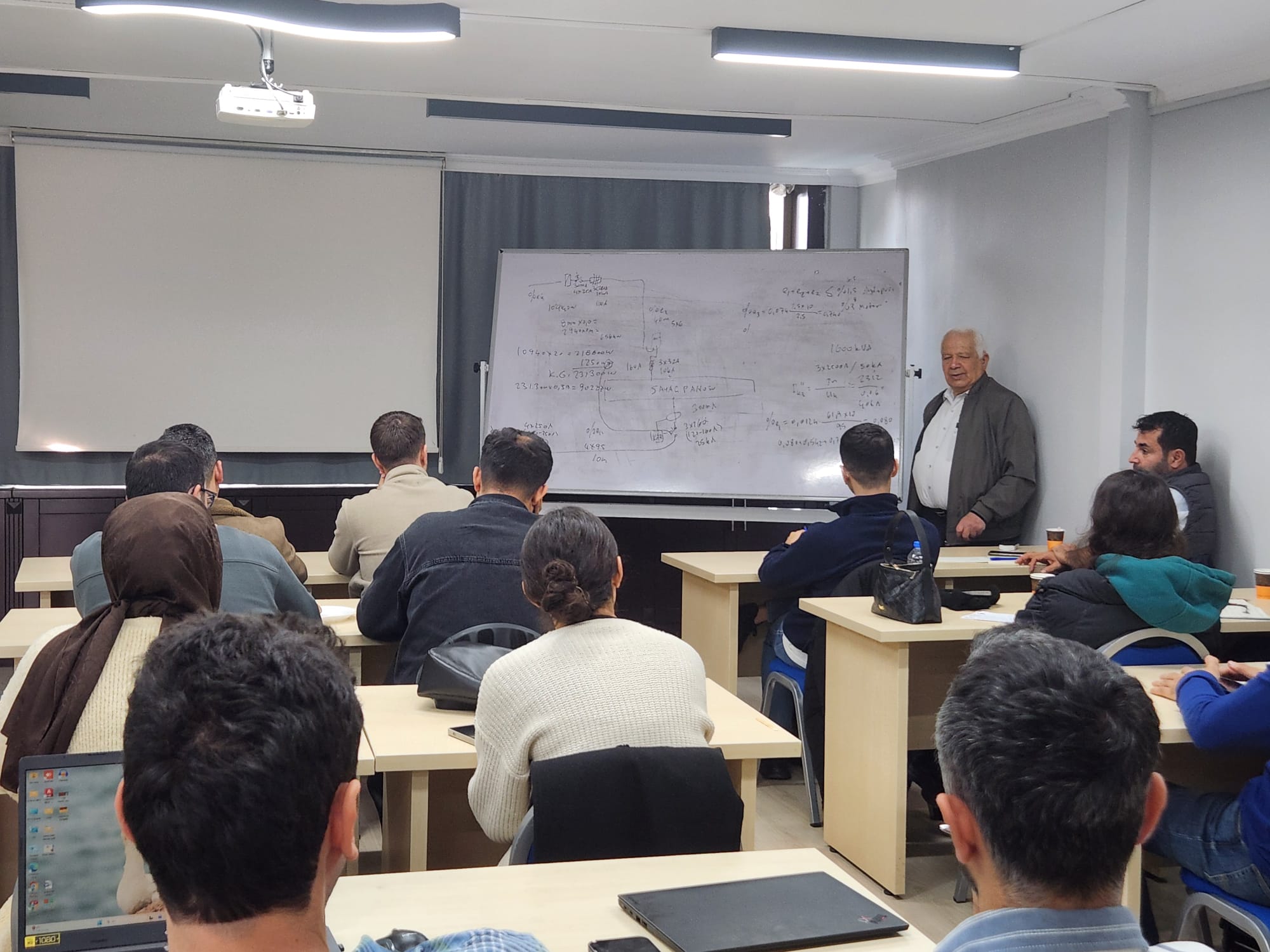 ELEKTRİK SMM EĞİTİMİ ŞUBEMİZ EĞİTİM SALONUNDA DÜZENLENDİ