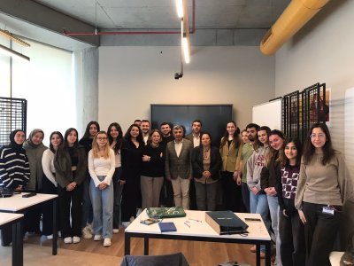 ŞUBE YÖNETİM KURULU ÜYELERİMİZDEN İSTANBUL KENT ÜNİVERSİTESİ’NDE AYDINLATMA SİSTEMİ EĞİTİMİ