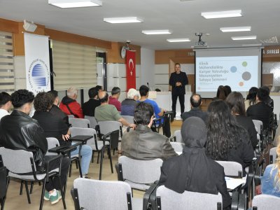 KLİNİK MÜHENDİSLİKTE KARİYER YOLCULUĞU SEMİNERİ GERÇEKLEŞTİRİLDİ