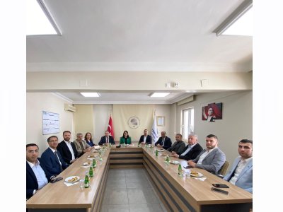 CUMHURİYET HALK PARTİSİ PARTİ MECLİS ÜYESİ SN. OZAN BİNGÖL, 
HATAY MİLLETVEKİLİ SN. MEHMET GÜZELMANSUR, İL BAŞKANI 
SN. VAKKAS AÇAR VE İL YÖNETİMİ İL ŞUBEMİZE HAYIRLI OLSUN ZİYARETİ GERÇEKLEŞTİRDİLER.