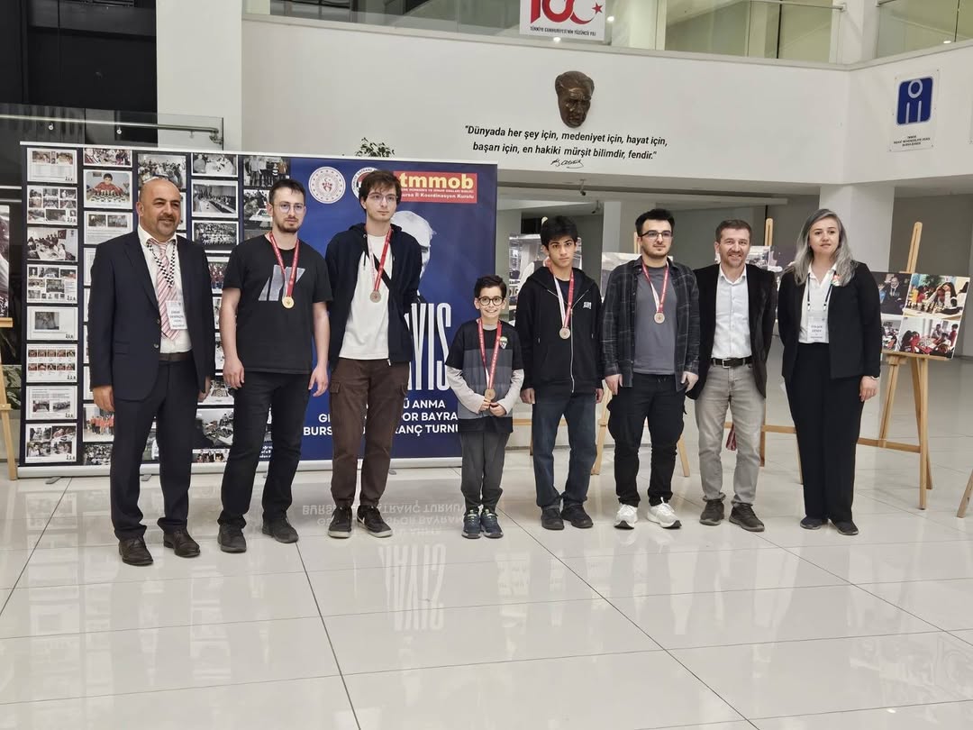 ATATÜRK’Ü ANMA GENÇLİK VE SPOR BAYRAMI BURSA ELO SATRANÇ TURNUVASI GERÇEKLEŞTİRİLDİ