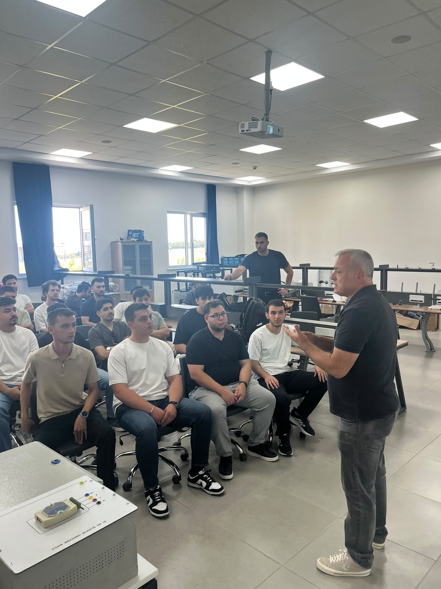 ŞUBEMİZDEN BANDIRMA ÜNİVERSİTESİ EMO-GENÇ` LERİNE ZİYARET GERÇEKLEŞTİRİLDİ