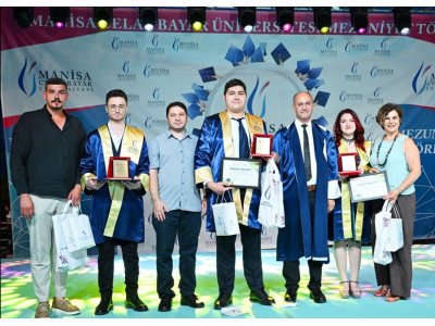 MANİSA CELAL BAYAR ÜNİVERSİTESİ MEZUNİYET TÖRENİ
