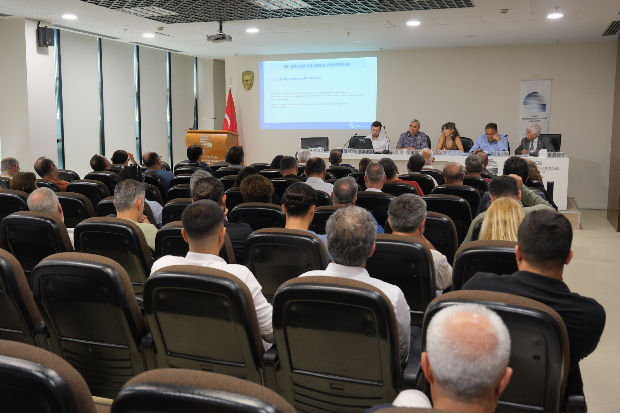 EMO 50. DÖNEM İLK KOORDİNASYON KURULU TOPLANTISI BURSA`DA GERÇEKLEŞTİRİLDİ