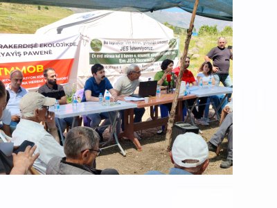 VARTO VE KARLIOVA`DA KURULMAK İSTENEN JEOTERMAL ENERJİ SANTRALLER NEDENİYLE BASIN AÇIKLAMASI DÜZENLENDİ.
